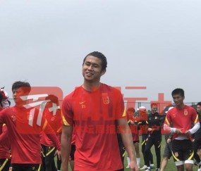 星空体育官网-张玉宁谈入选U23国足战亚运：给我一次证明的机会